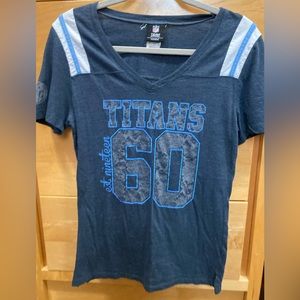 Tennessee Titans Women’s T-Shirt - Size Large